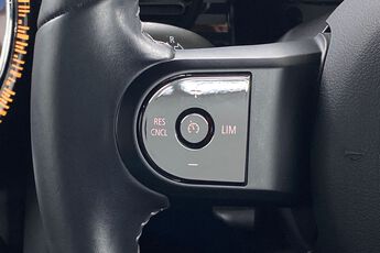 MINI HATCHBACK, , hi-res