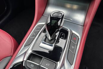 MG MOTOR UK HS, , hi-res
