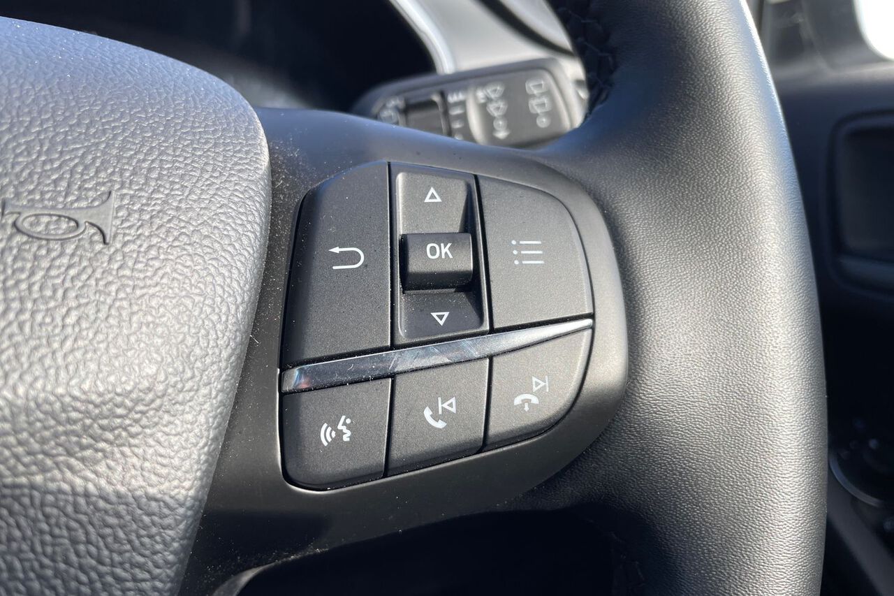 FORD FOCUS, , hi-res