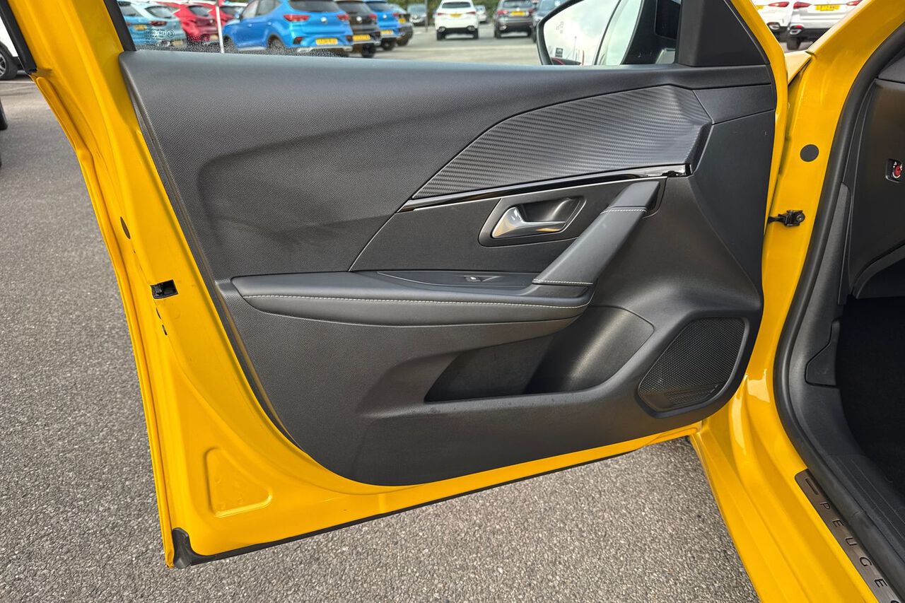 PEUGEOT 208, , hi-res