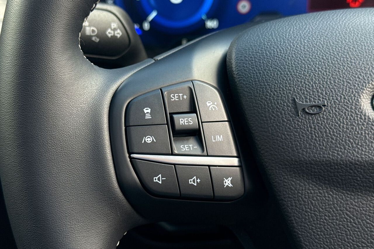 FORD KUGA, , hi-res