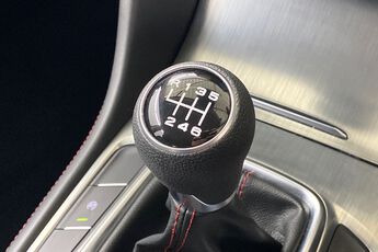 MG MOTOR UK HS, , hi-res