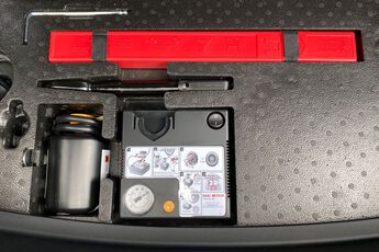 MG MOTOR UK CYBERSTER, , hi-res