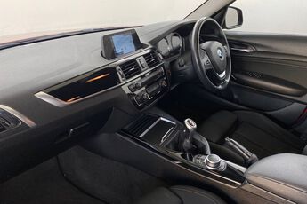 BMW 1 SERIES, , hi-res