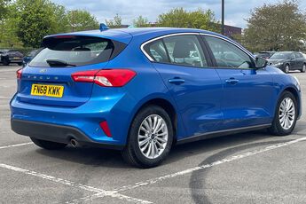 FORD FOCUS, , hi-res
