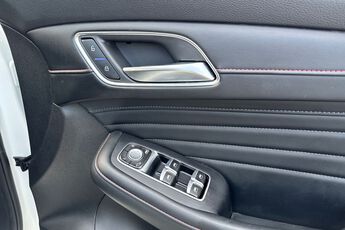 MG MOTOR UK HS, , hi-res