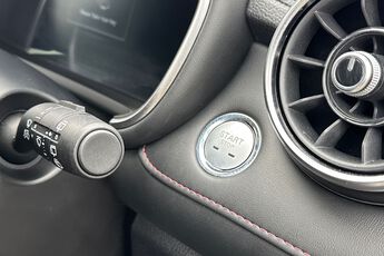 MG MOTOR UK HS, , hi-res