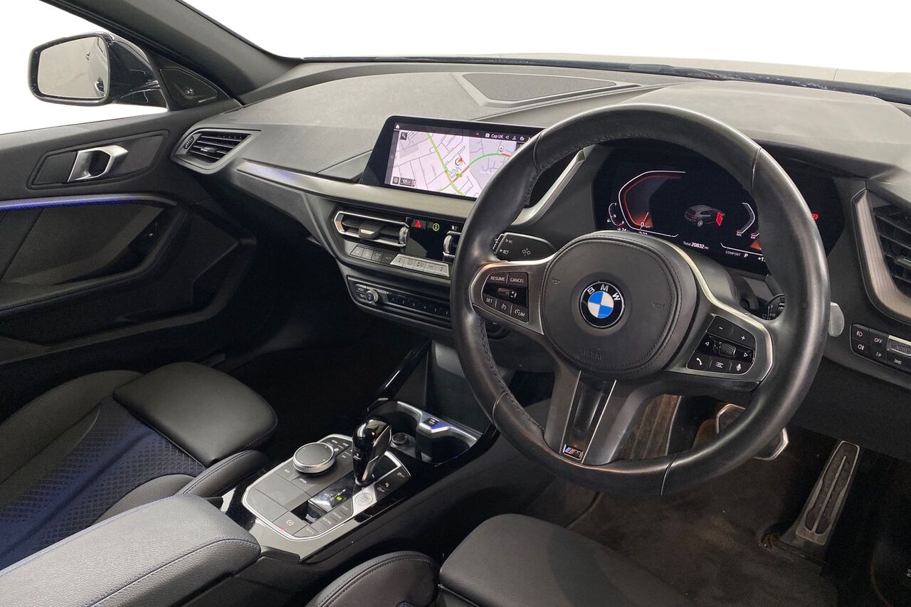 BMW 1 SERIES, , hi-res