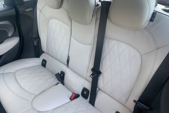 MINI HATCHBACK, , hi-res