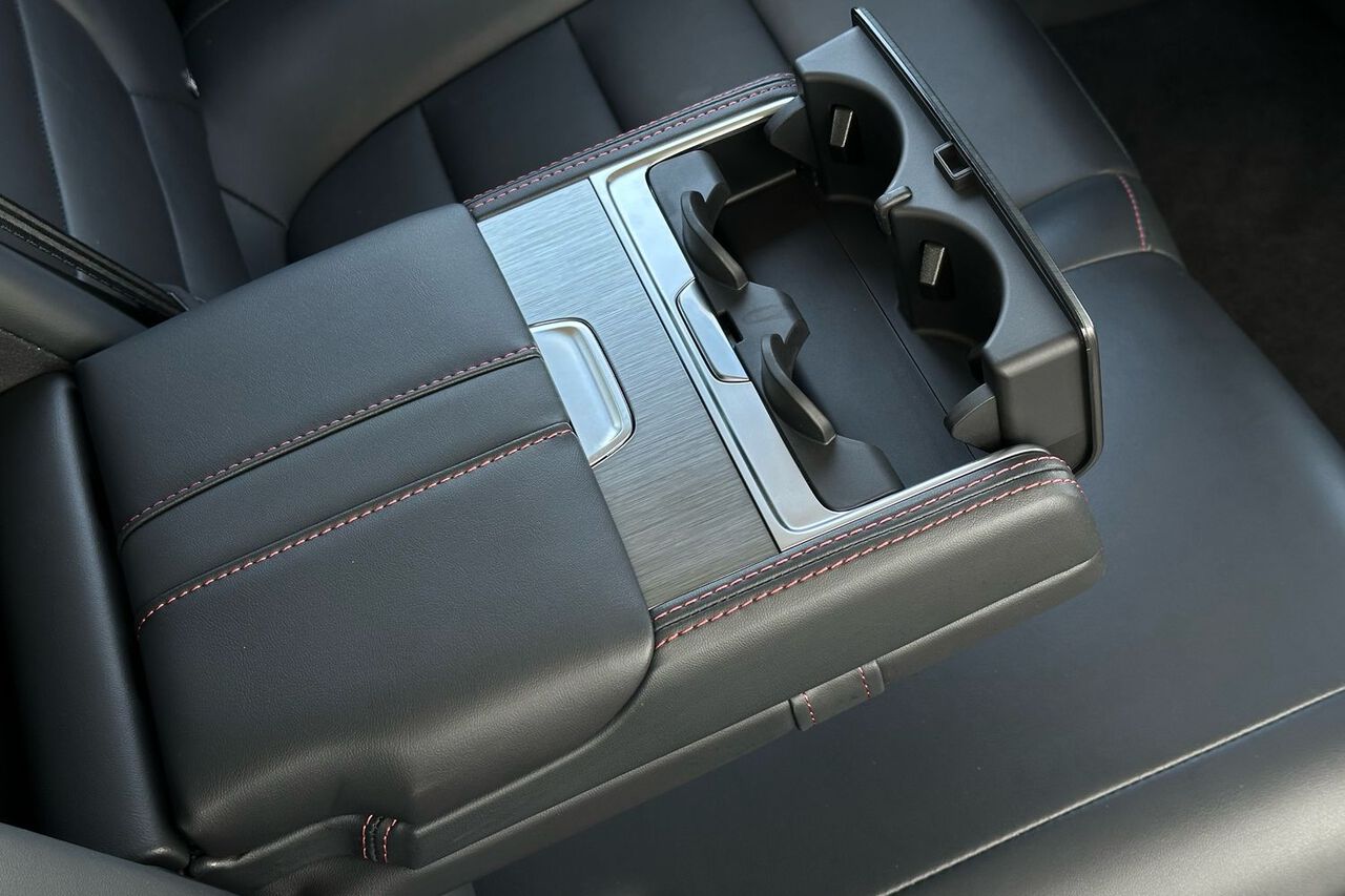 MG MOTOR UK HS, , hi-res