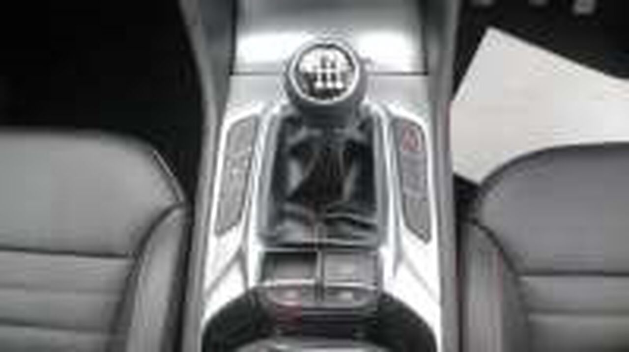 MG MOTOR UK HS, , hi-res