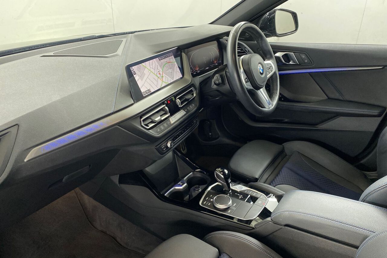 BMW 1 SERIES, , hi-res