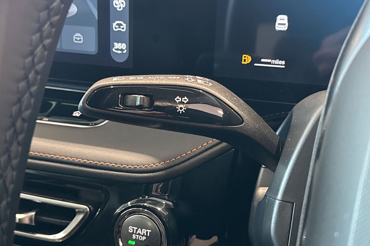 MG MOTOR UK HS, , hi-res