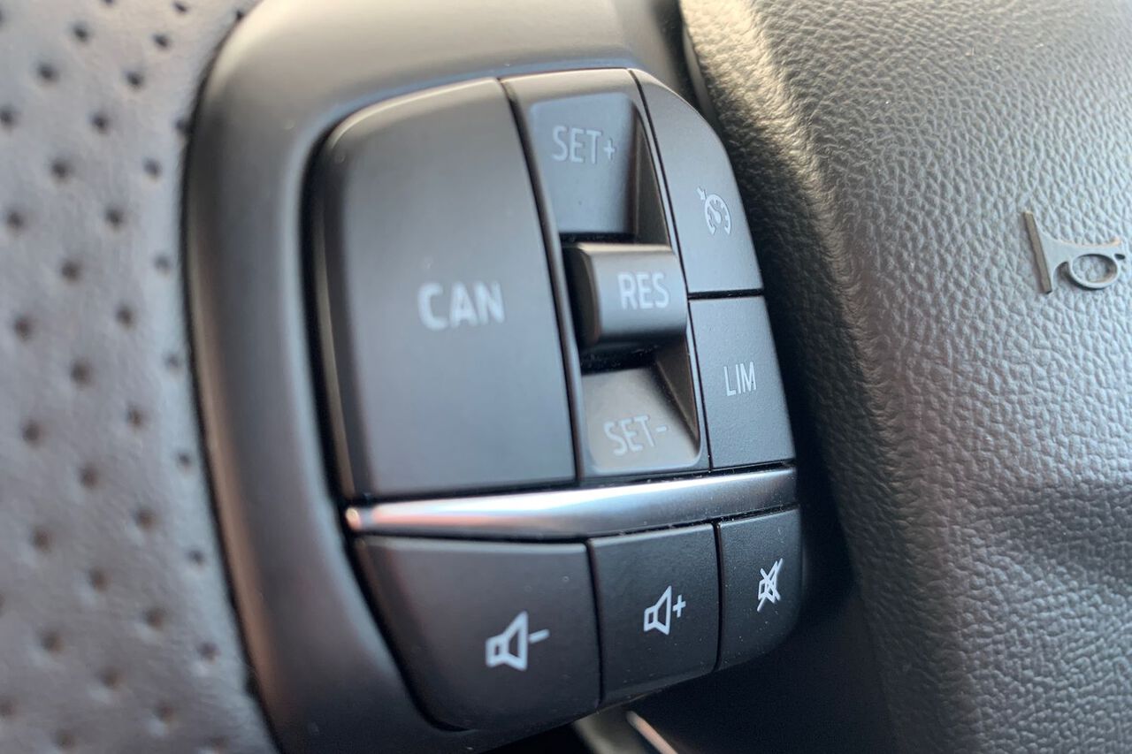 FORD FOCUS, , hi-res