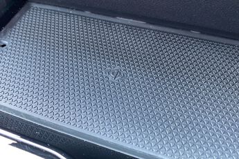 MG MOTOR UK MG4, , hi-res