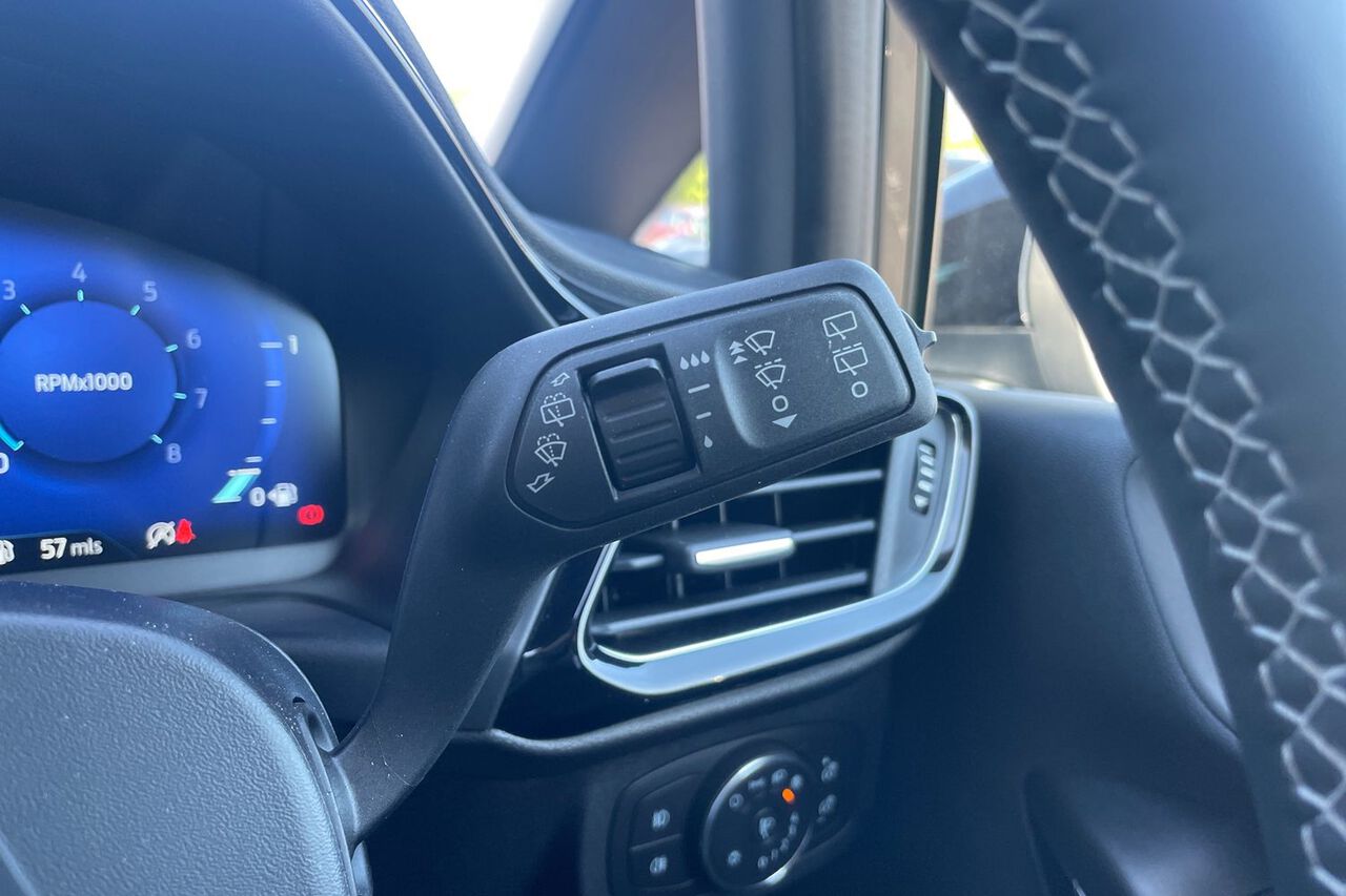FORD FIESTA, , hi-res