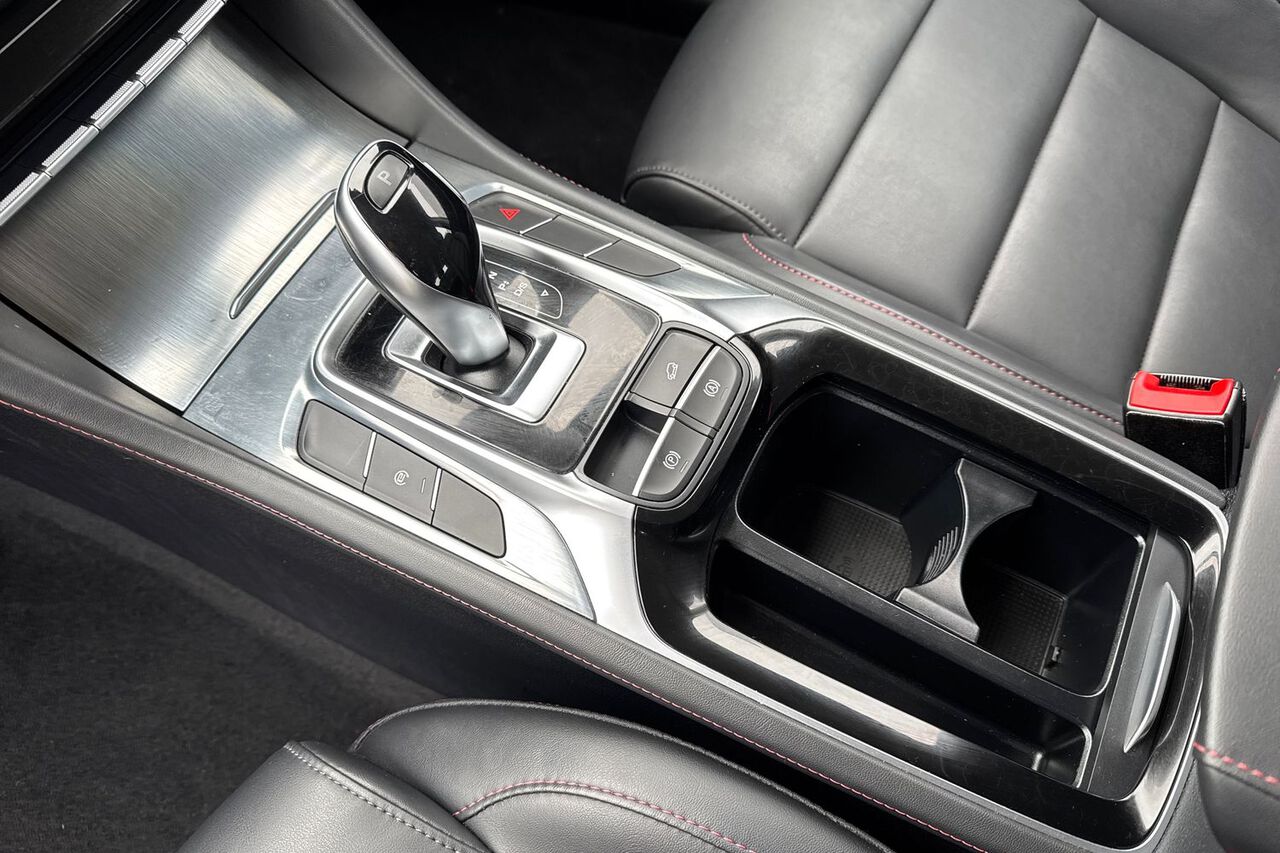 MG MOTOR UK HS, , hi-res