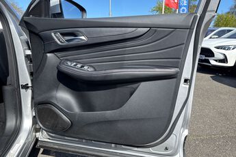 MG MOTOR UK HS, , hi-res