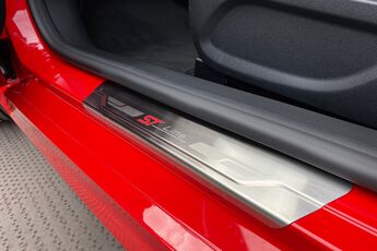 FORD FIESTA, , hi-res