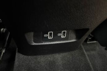 MG MOTOR UK HS, , hi-res