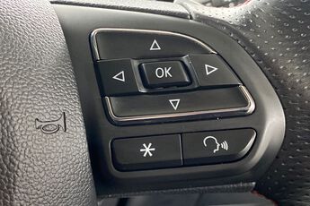 MG MOTOR UK HS, , hi-res