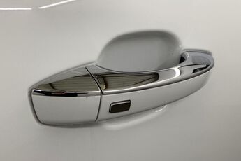 MG MOTOR UK HS, , hi-res