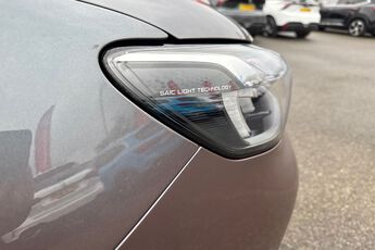 MG MOTOR UK HS, , hi-res