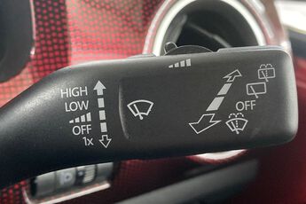 VOLKSWAGEN UP, , hi-res
