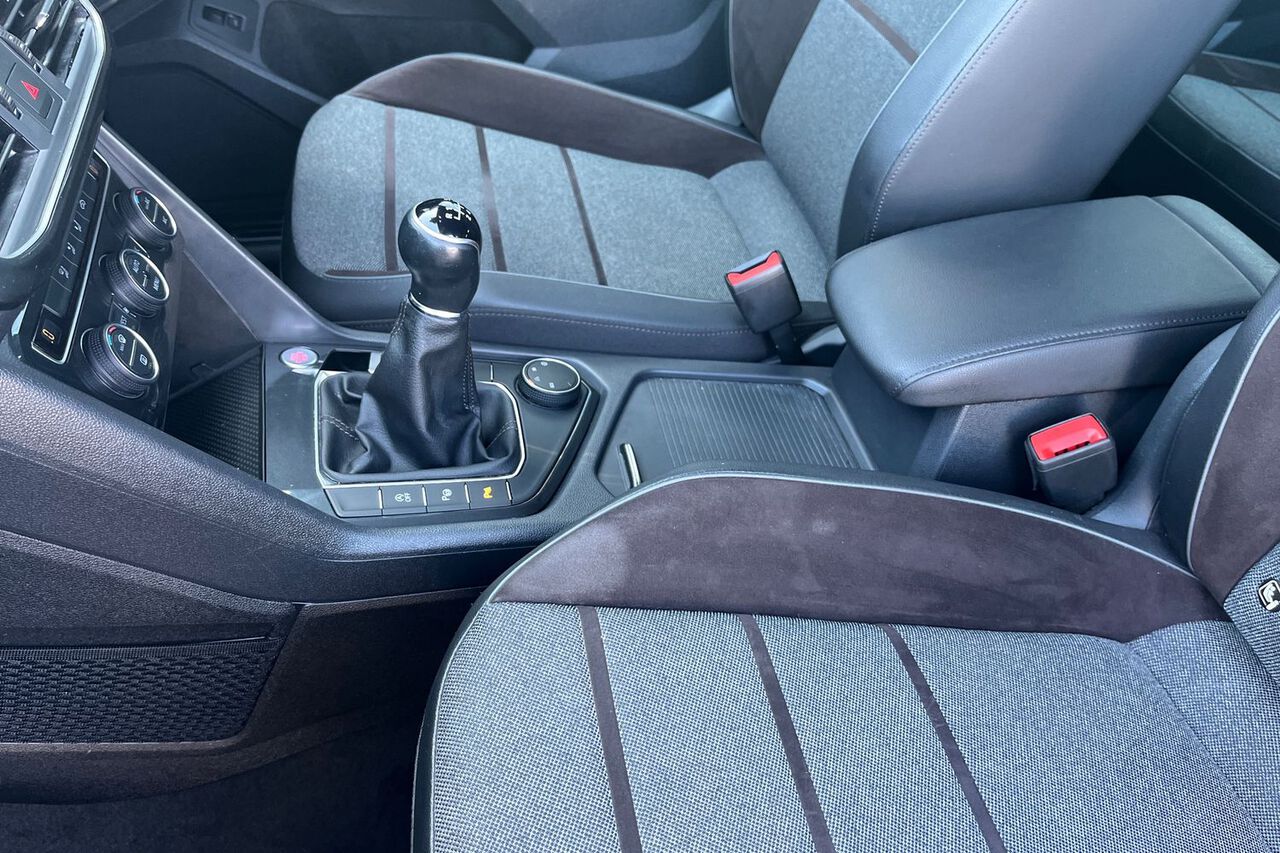 SEAT TARRACO, , hi-res