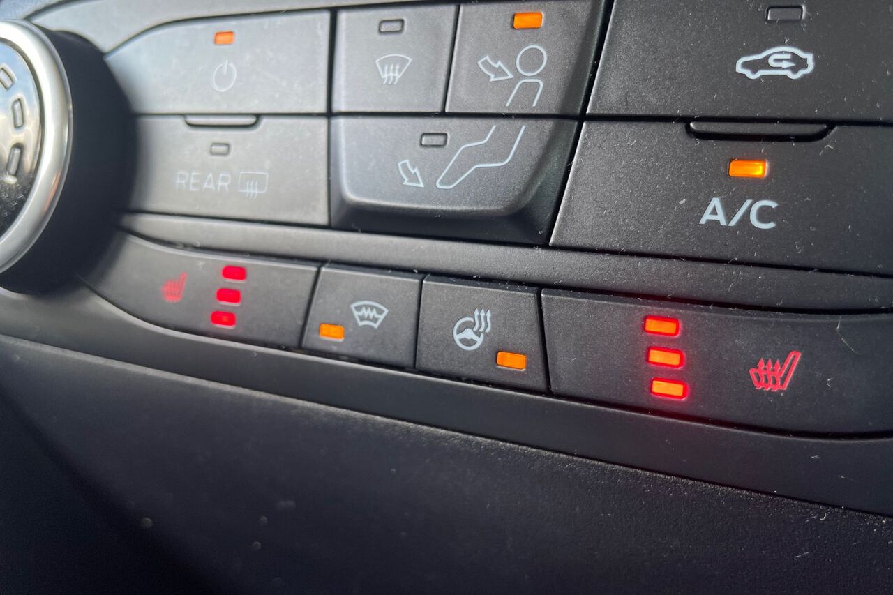 FORD FIESTA, , hi-res