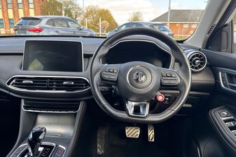 MG MOTOR UK HS, , hi-res