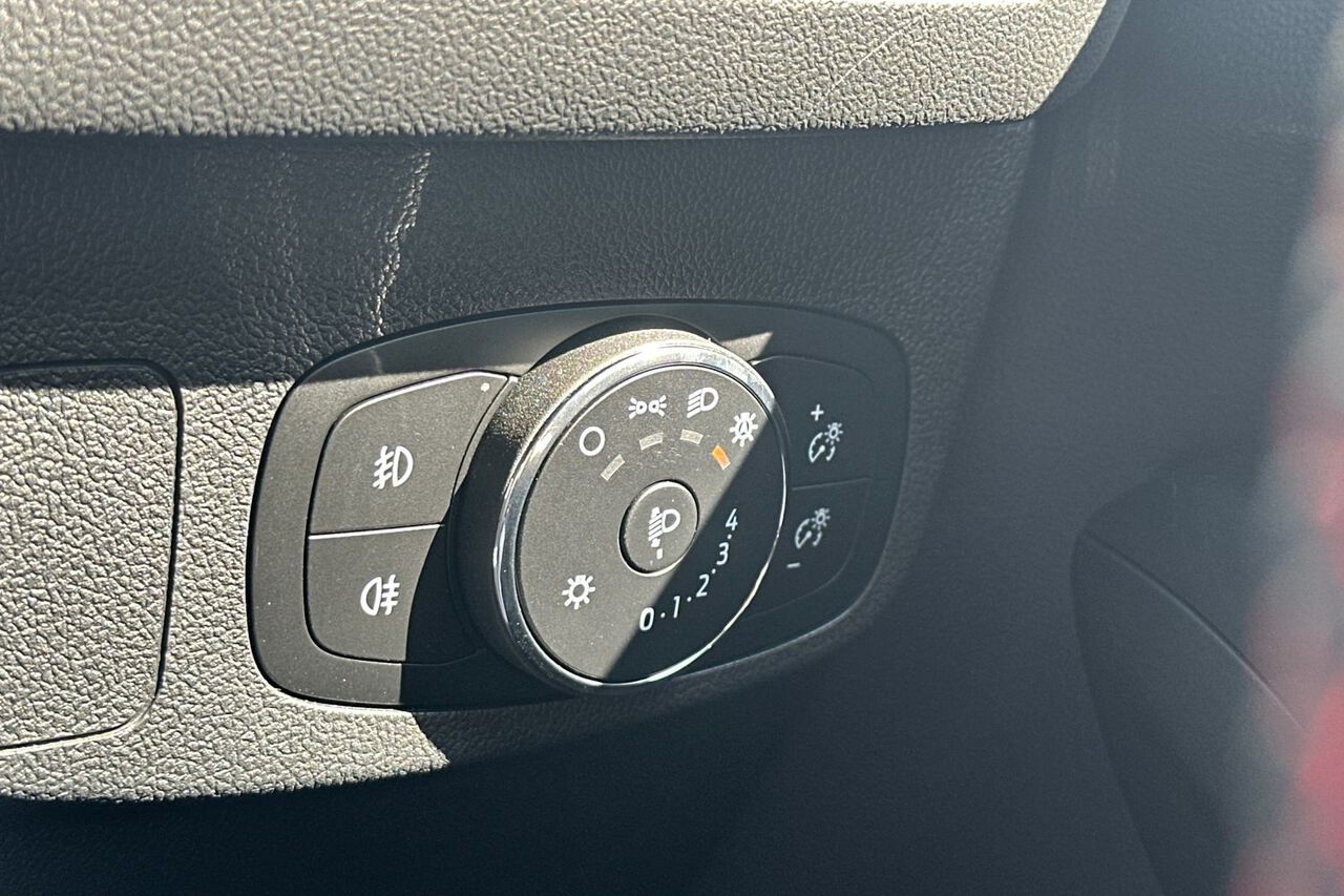 FORD FOCUS, , hi-res