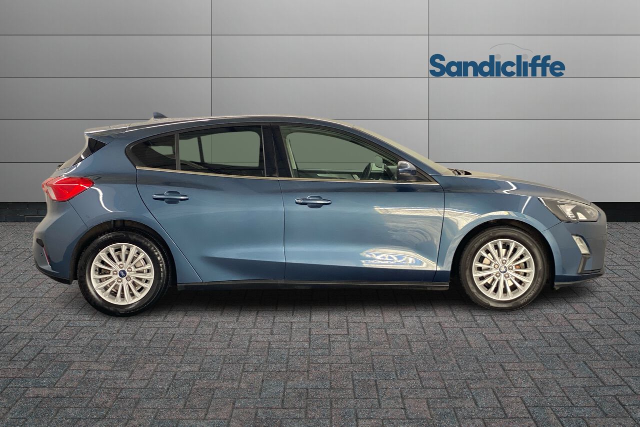 FORD FOCUS, , hi-res