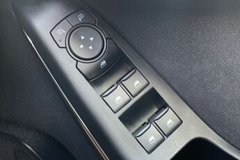 FORD FIESTA, , hi-res
