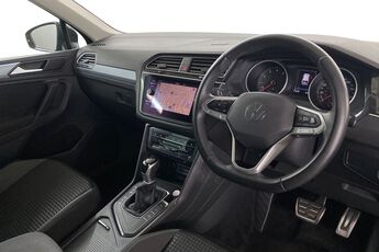 VOLKSWAGEN TIGUAN, , hi-res