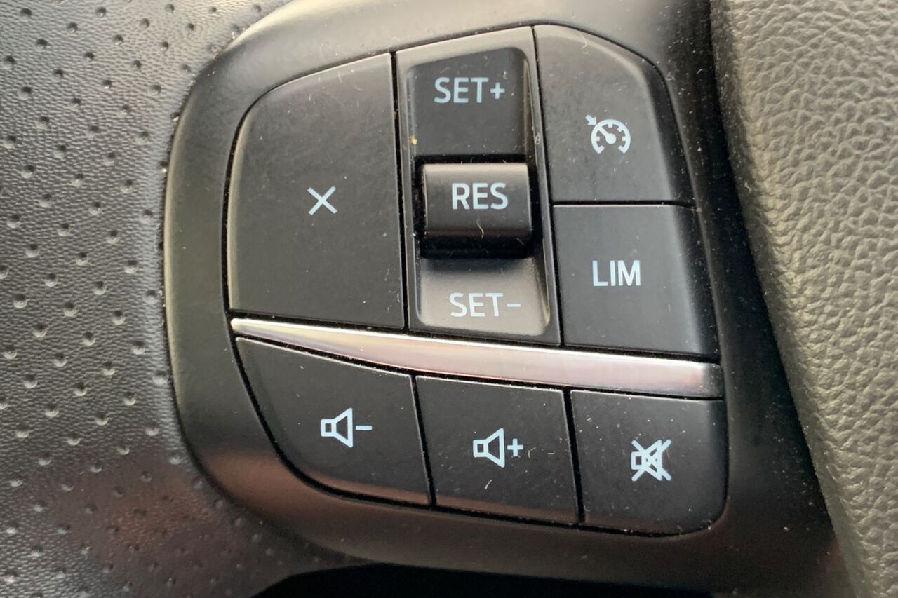 FORD KUGA, , hi-res