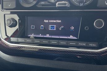 VOLKSWAGEN UP, , hi-res