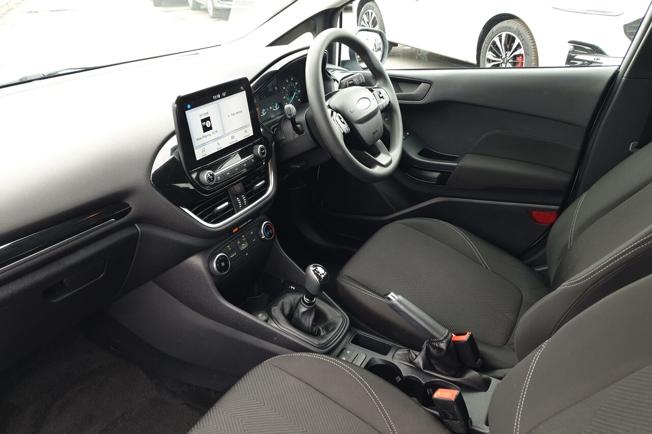 FORD FIESTA, , hi-res