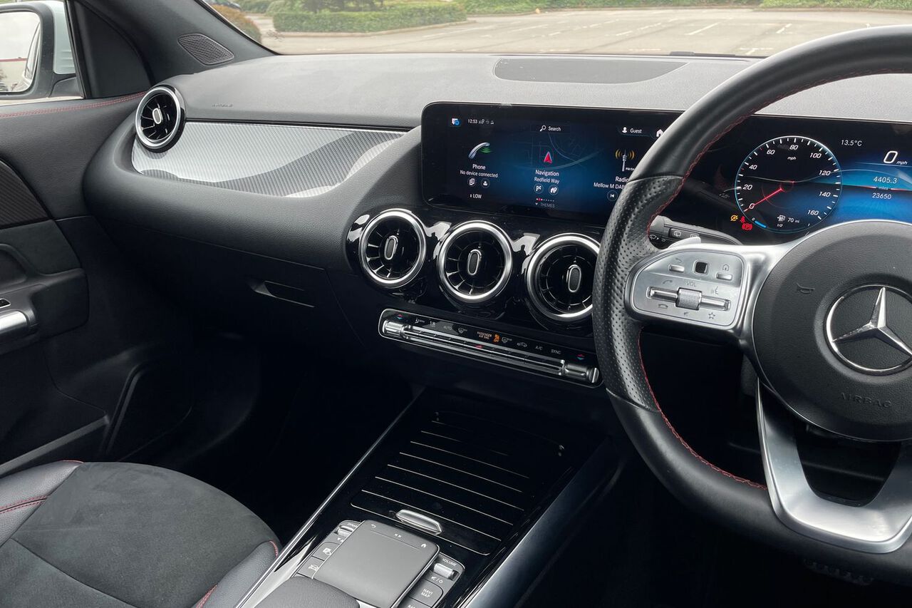 MERCEDES-BENZ GLA, , hi-res