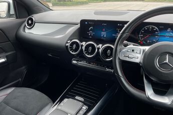 MERCEDES-BENZ GLA, , hi-res