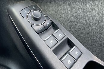 FORD PUMA, , hi-res