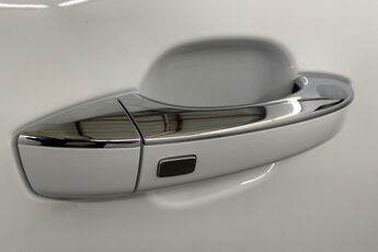 MG MOTOR UK HS, , hi-res