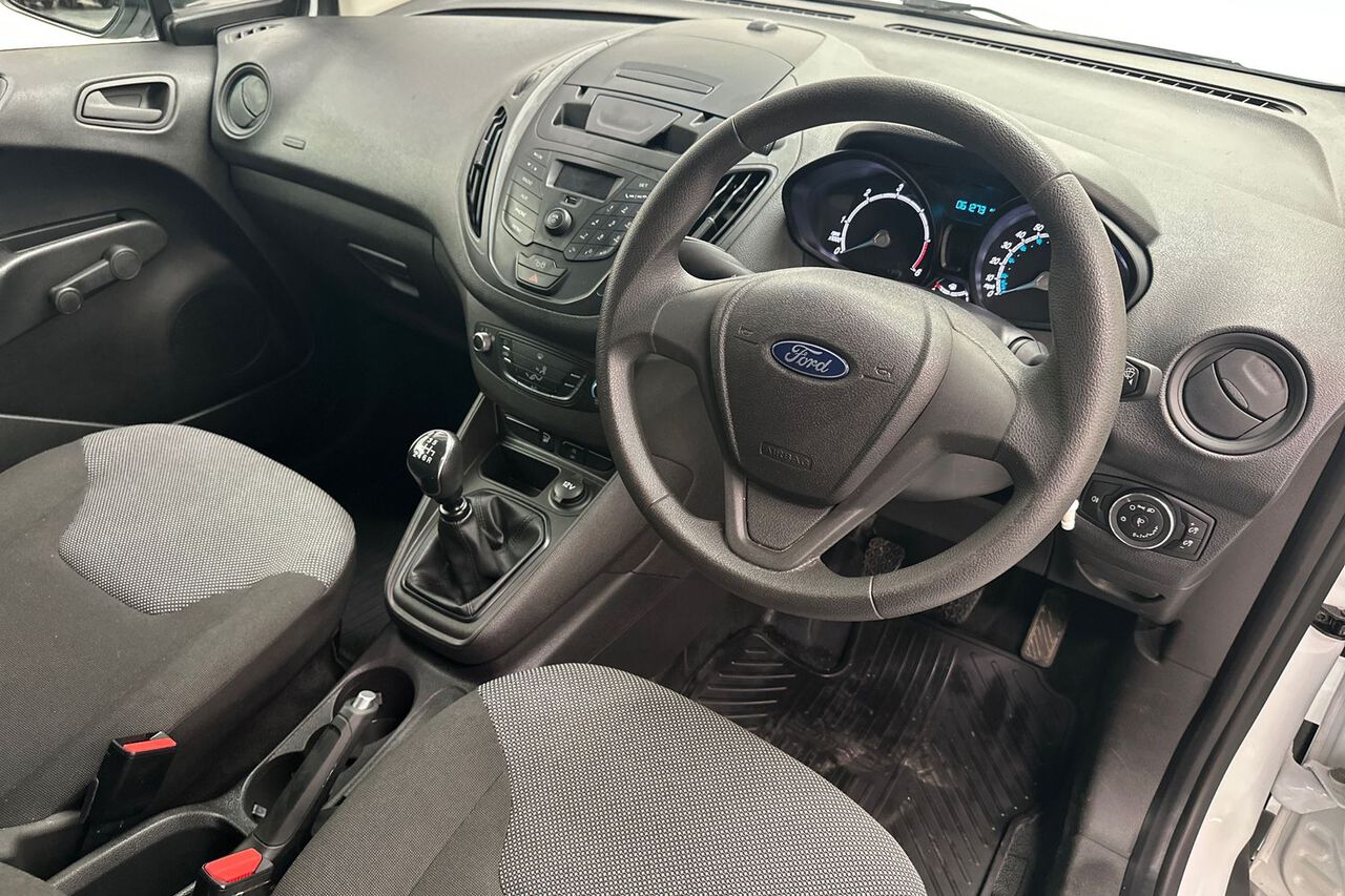 FORD TRANSIT COURIER, , hi-res