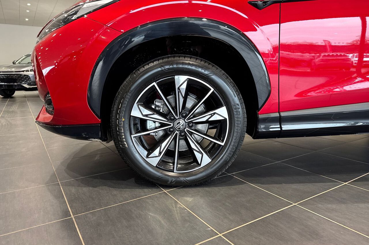 MG MOTOR UK HS, , hi-res