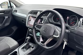 VOLKSWAGEN TIGUAN, , hi-res