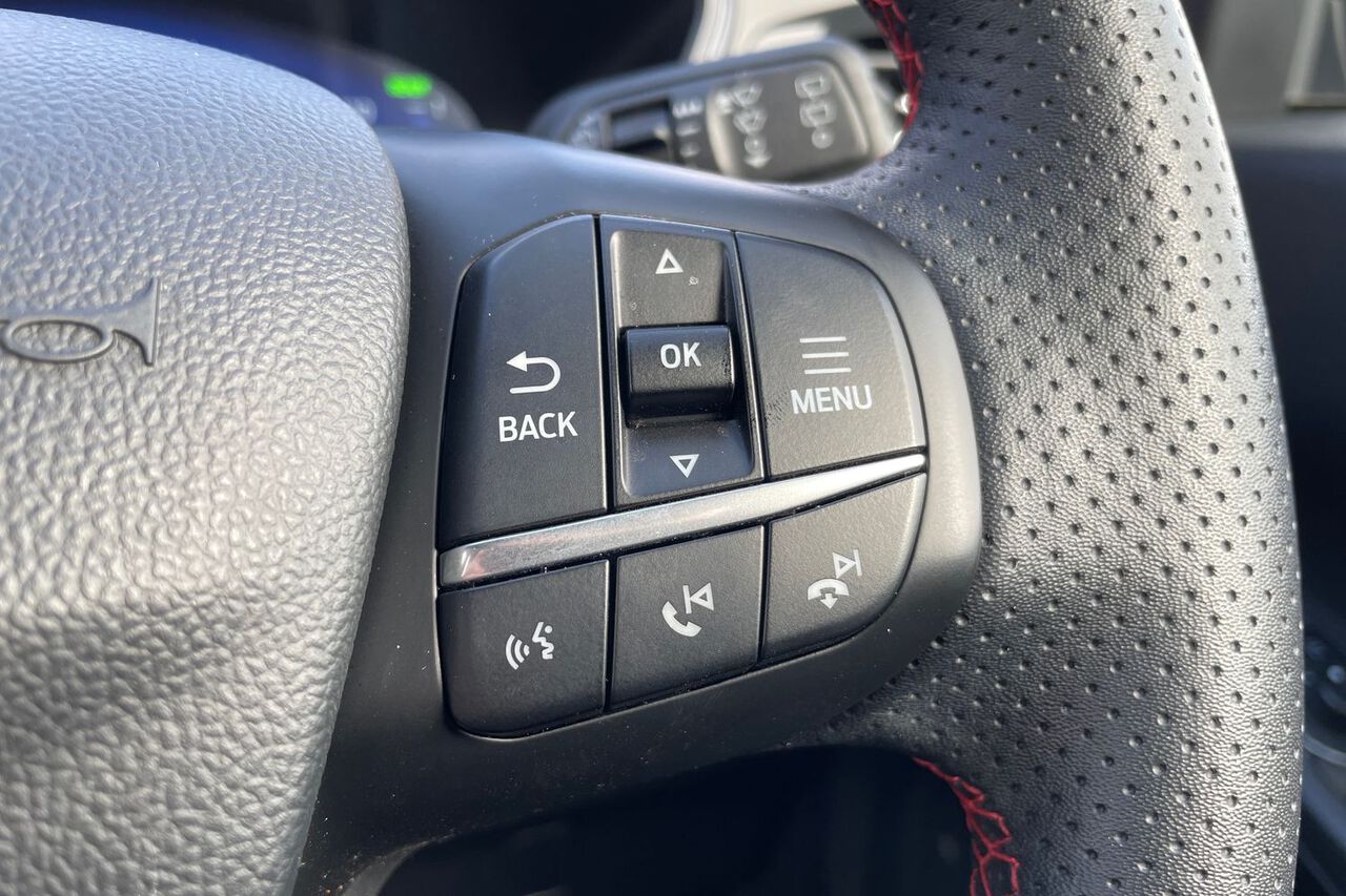 FORD KUGA, , hi-res