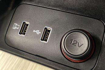 MG MOTOR UK HS, , hi-res