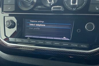 VOLKSWAGEN UP, , hi-res