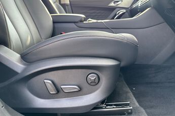 MG MOTOR UK HS, , hi-res