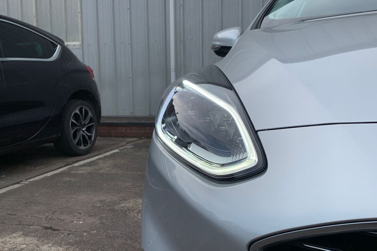 FORD FIESTA, , hi-res
